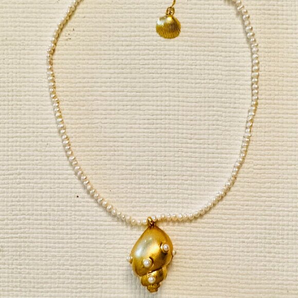 Kate Spade Pearl and Gold Conch Shell Pendant Necklace - Picture 1 of 5